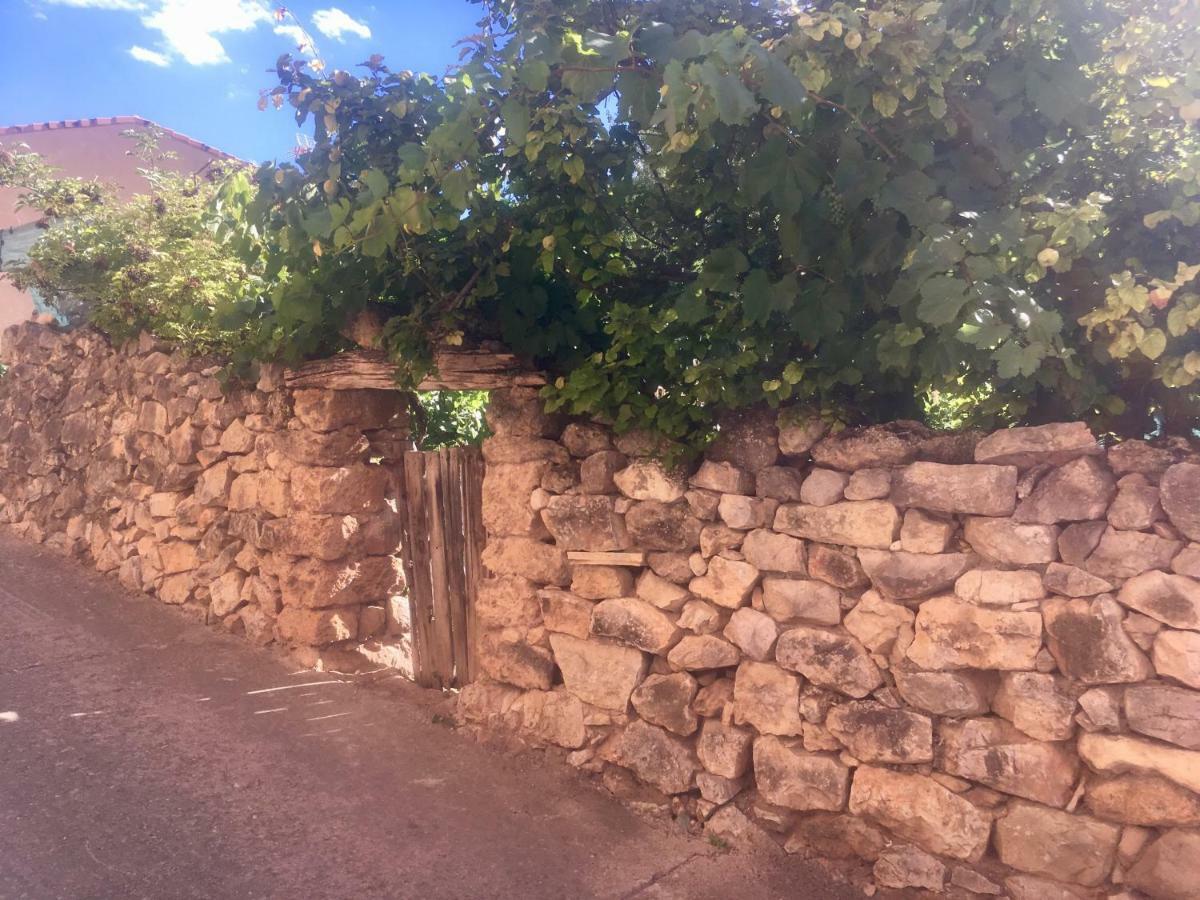 Apartamento Rural La Cascada De Calmarza Kültér fotó
