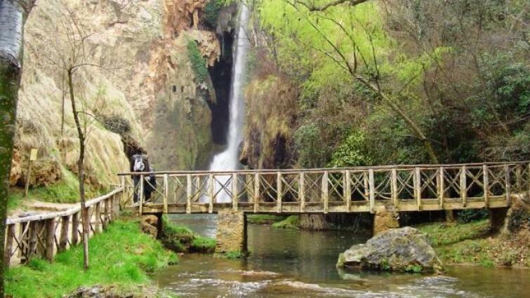 Apartamento Rural La Cascada De Calmarza Kültér fotó